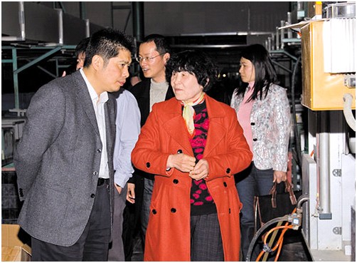 超威量產超長壽命電池引新能源車廠聞風而動